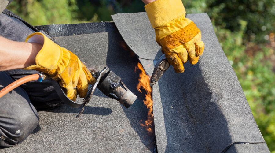 Professional gutter cleaning in Blount, WV